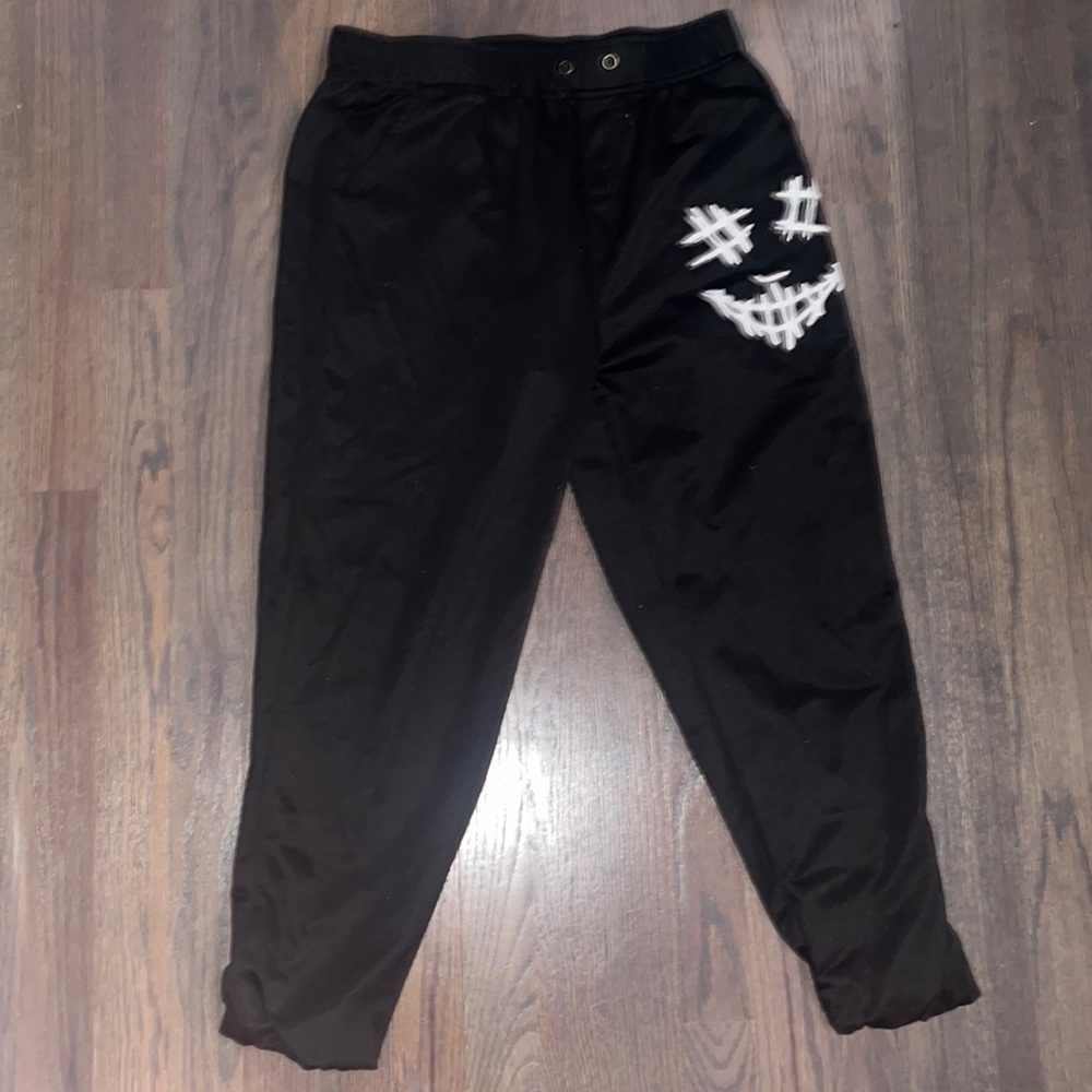 Men’s graphic sweatpants